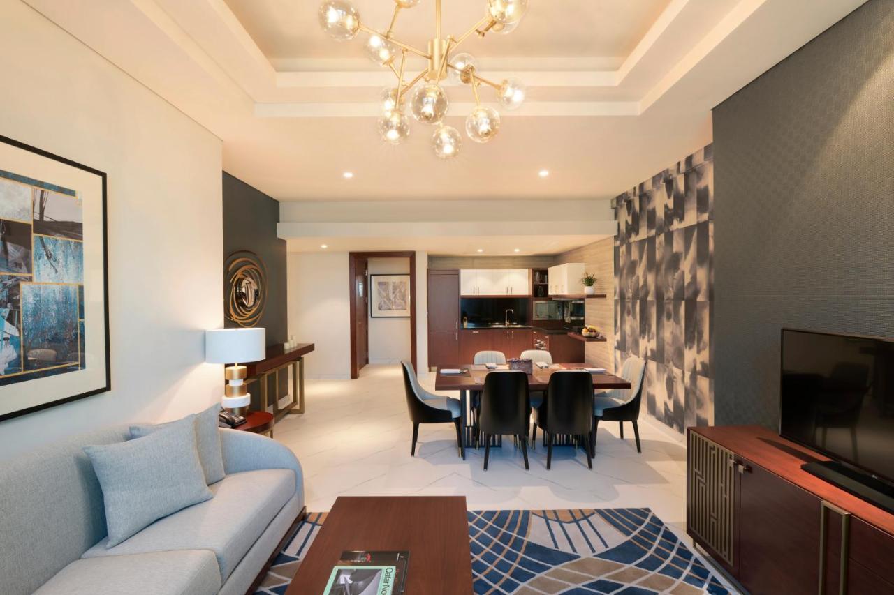 Wyndham Grand Doha West Bay Beach Εξωτερικό φωτογραφία A living room at the hotel